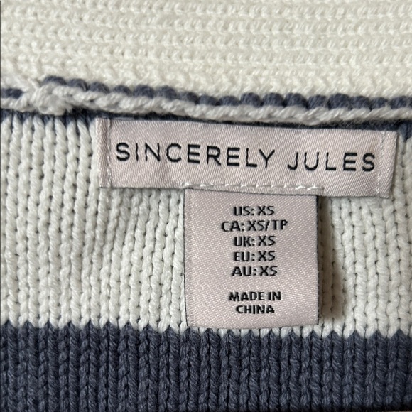 Blue and cream Checkered and stripes Cardigan - Picture 2 of 2